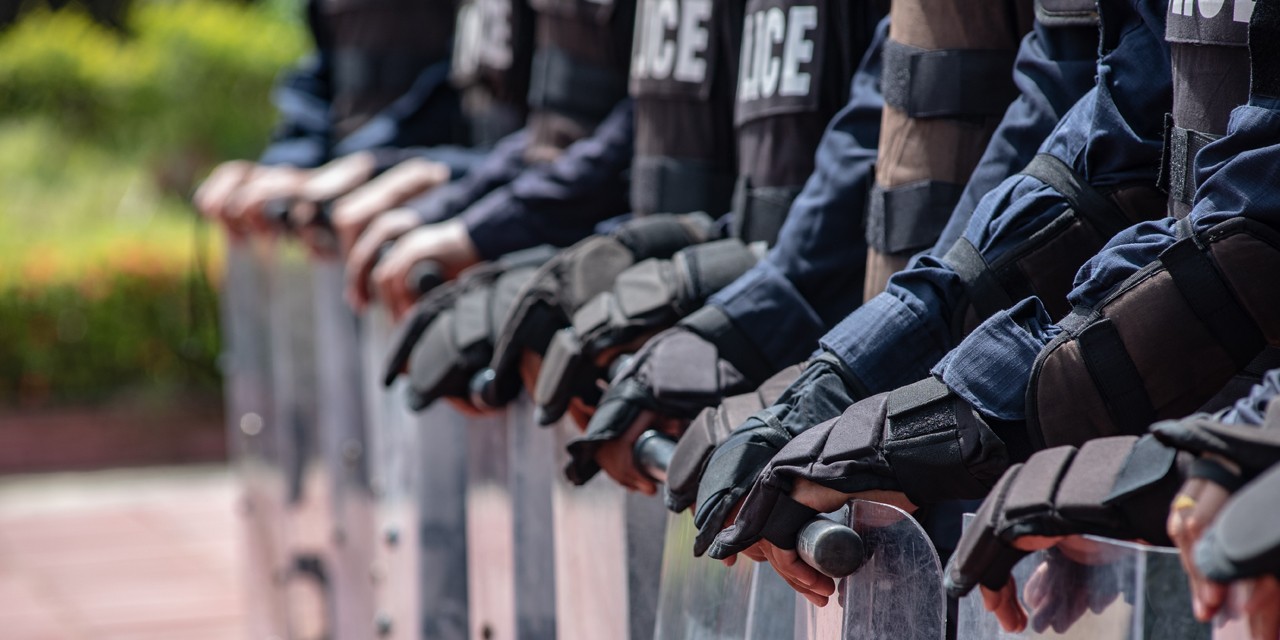 Strikes, riots and civil commotion outlook 2023 | AGCS