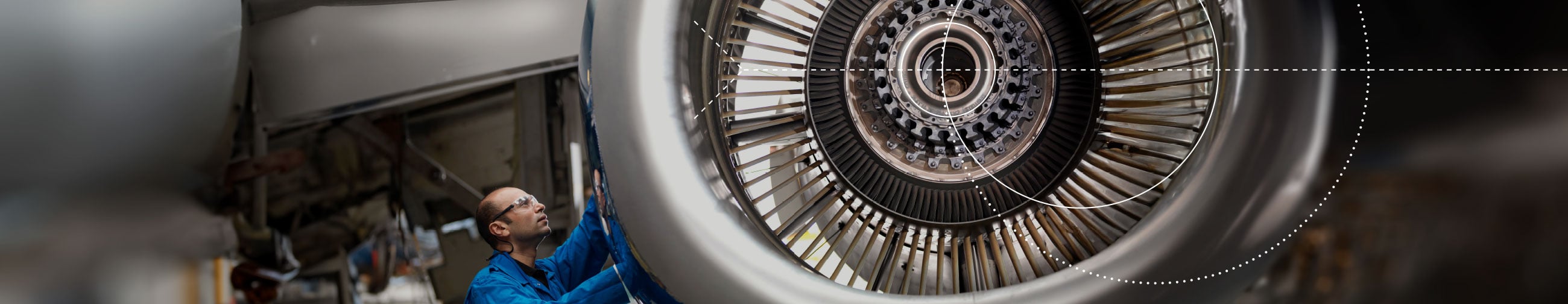 Ingenieur working on an aircraft